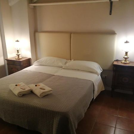 Oriolo  Cascina La Castagnara Bed & Breakfast 部屋 写真