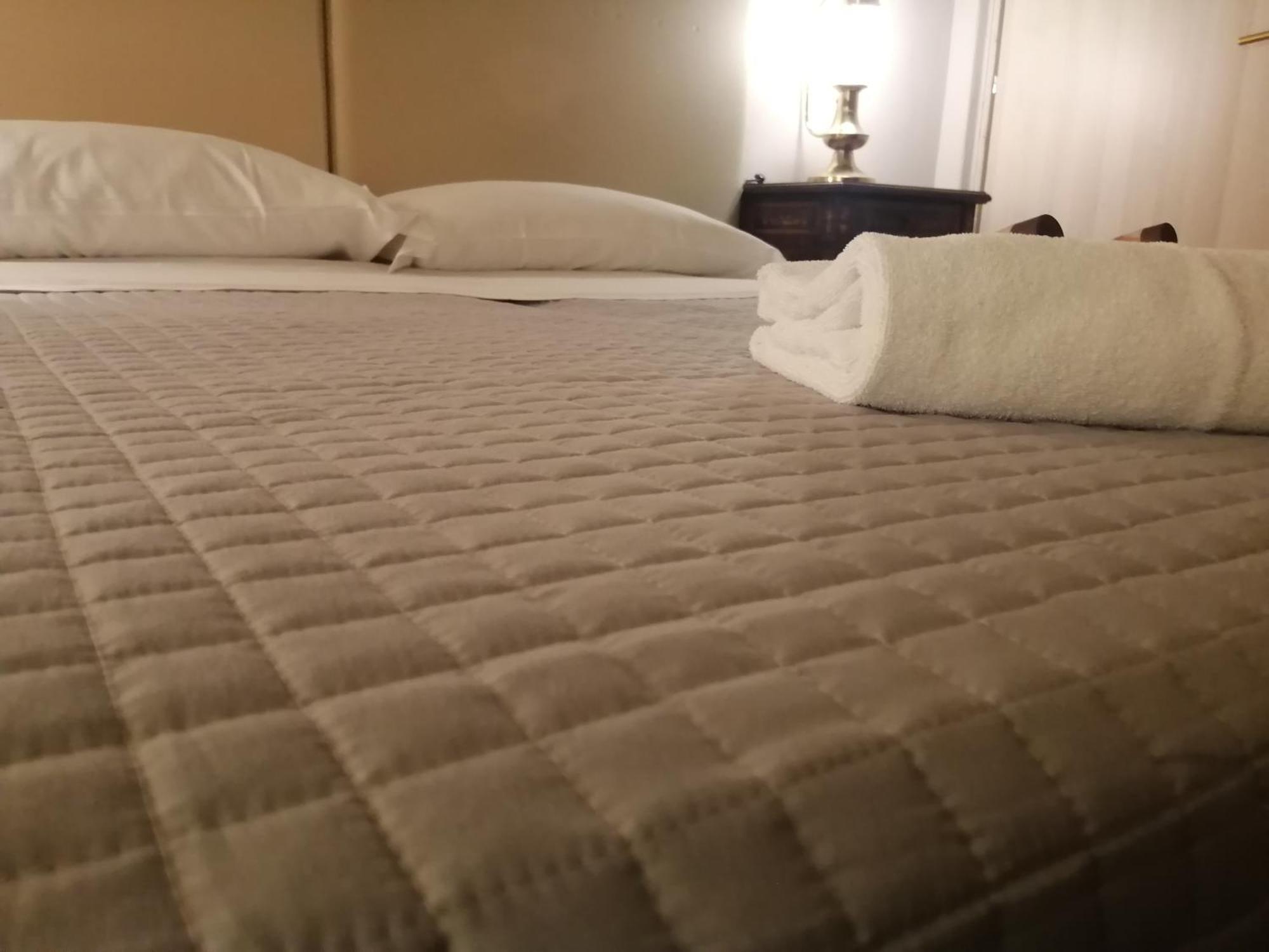 Oriolo  Cascina La Castagnara Bed & Breakfast 部屋 写真